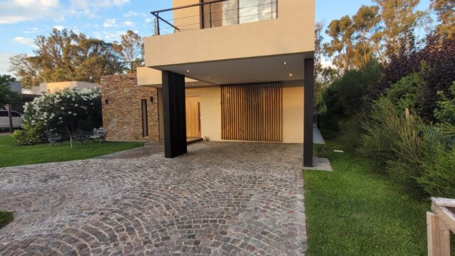 WhatsApp Image 2024-01-10 at 18.39.26