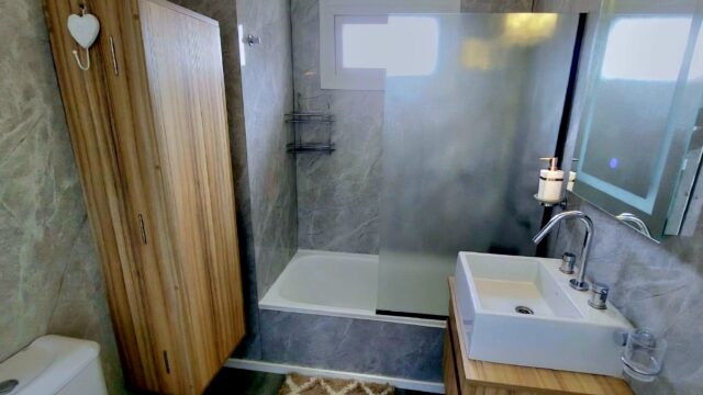 Screenshot_20260422_180933_Samsung Internet